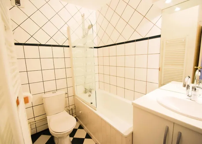 Appartement Résidence Le France - 2 Pièces 5 Pers - Le France - 945fr - Plagne Centre Mae-9373 La Plagne-Tarentaise